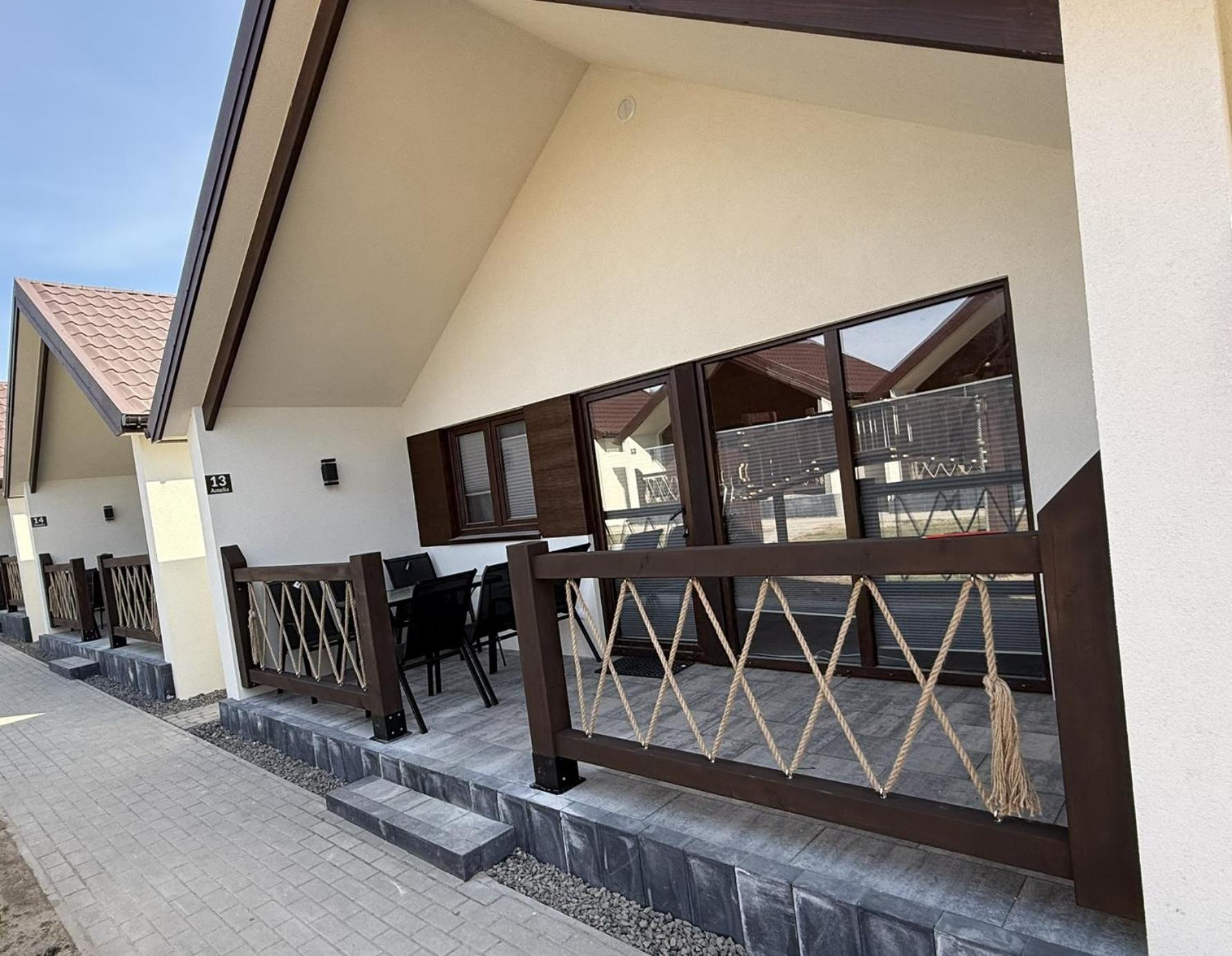 Osrodek Wczasowy Amelia Hotel Jarosławiec Buitenkant foto